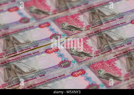 Vereinigte Arabische Emirate Dirham Banknoten Hintergrund. UAE Dirham Muster. 100 dirhamss, Zayed Stockfoto