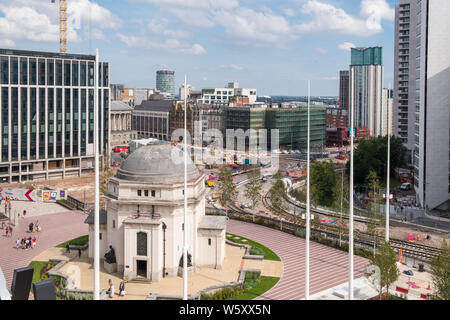 Großes Bauvorhaben weiterhin in Birmingham einschließlich Paradies, Centenary Square und Midland Metro Line Extension in der Broad Street Stockfoto