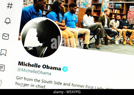 Twitter Seite (Juli 2019): Michelle Obama - ehemalige First Lady der USA Stockfoto