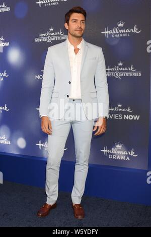 Beverly Hills, CA. 26. Juli, 2019. Peter Porte in der Ankunftshalle für Hallmark Channel und Markenzeichen Filme & Geheimnisse Sommer 2019 Television Critics Association Press Tour Event Pt 2, 9505 Lania Lane, Beverly Hills, CA 26. Juli 2019. Credit: Priscilla Grant/Everett Collection/Alamy leben Nachrichten Stockfoto