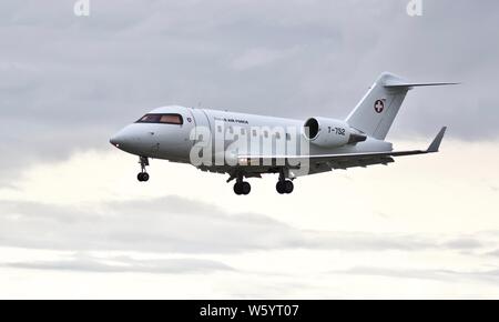 Schweizer Luftwaffe CL 604 Challenger-T-751 Ankunft in RAF Fairford Stockfoto