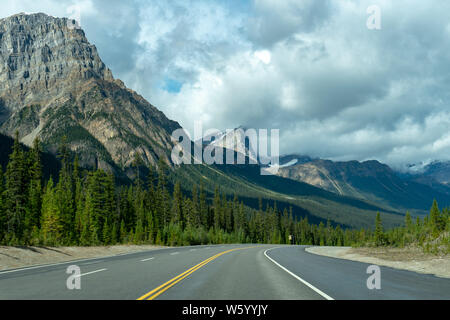 Landschaft entlang der Straßen in Kanada Stockfoto