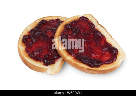 Scheiben Toast mit Himbeer Marmelade Gelee auf Weiß mit Freistellungspfad isoliert Stockfoto