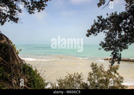 Landschaft von Urbani Strand von Sirolo, Riviera del Conero, Marken, Italien Stockfoto