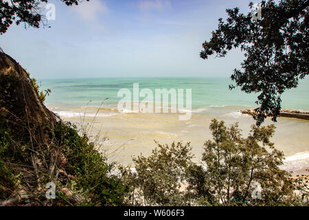 Landschaft von Urbani Strand von Sirolo, Riviera del Conero, Marken, Italien Stockfoto