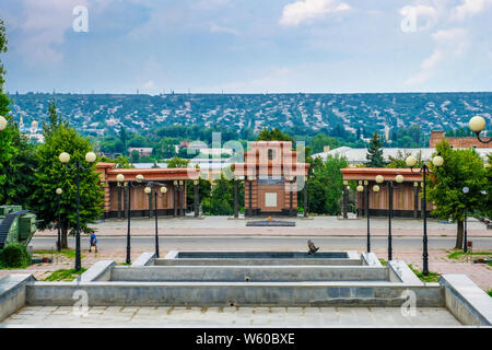 Lugansk, Ukraine - Jule 24, 2018: Denkmal für die Kämpfer der Revolution. Britischer Panzer Mark V Teil des Bürgerkriegs in den Jahren 1919-1920 Stockfoto