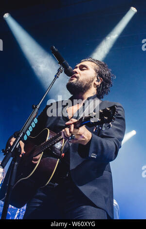 Bande von Jugendlichen im Enmore Theatre in Sydney am 29. November 2018. Stockfoto