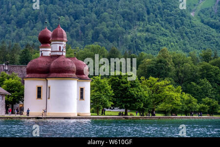 St. Bartholomä am Ufer des Konigssee, Bayern, Deutschland, Europa. Stockfoto