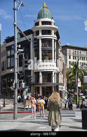 LOS ANGELES, CA/USA - Juli 8, 2019: Die Stefano Ricci Store auf der Kreuzung von und über Rodeo Rodeo Drive in Beverly Hills Stockfoto