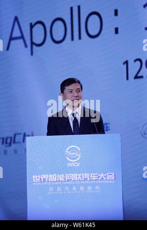 Robin Li Yanhong, Vorsitzender und CEO von Baidu Inc., spricht während der ganzen Welt intelligente, vernetzte Fahrzeuge Konferenz, auch als der 6. China Inter bekannt Stockfoto