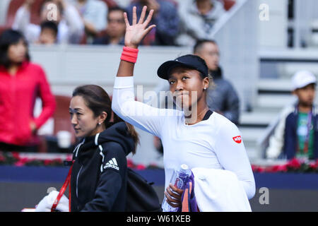 Naomi Osaka Japan reagiert, nachdem durch Anastasija Sevastova Lettlands in ihrem Halbfinale der Frauen singles besiegt sind während der 2018 Chi Stockfoto