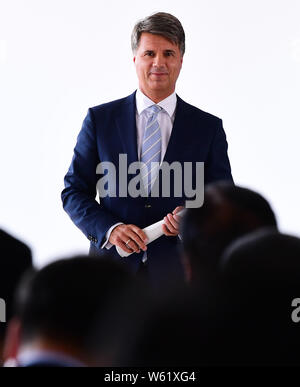 Harald Krüger, CEO und Vorsitzender des Vorstands der BMW AG, nimmt an der Eröffnungsfeier für BMW Brilliance Tiexi neues Werk in Shenyang City Stockfoto