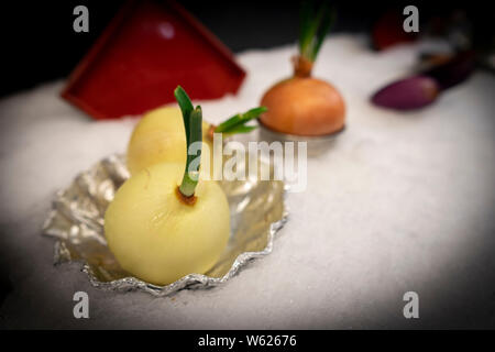 Verschiedene Soßen und Dips Auswahl auf Asiatisch Japanisch Buffet. Dekoration Buffet. Stockfoto