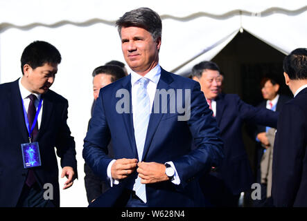 Harald Krüger, CEO und Vorsitzender des Vorstands der BMW AG, nimmt an der Eröffnungsfeier für BMW Brilliance Tiexi neues Werk in Shenyang City Stockfoto