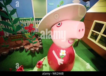 Innenansicht der Innen- Zentrum der weltweit erste "Peppa Pig' spielen in Shanghai, China, 23. Oktober 2018. Unterhaltung Eine lizenzierte seine beliebten Kid's Stockfoto