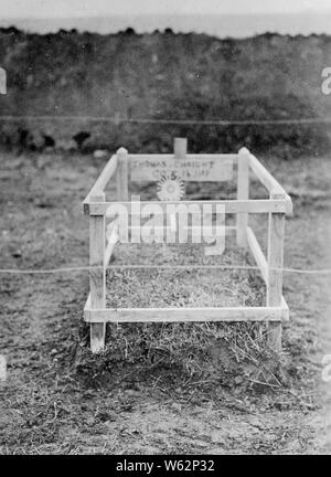 Grab eines der ersten drei amerikanische Soldaten in Aktion in Frankreich getötet. In französischer Sprache im Vordergrund anmelden, um diesen Effekt (unknown (genaues Datum) Stockfoto