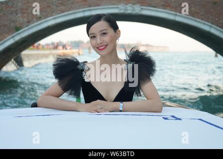 Chinesische Schauspielerin und Sängerin Fala Chen stellt beim Gala Dinner des 75. Filmfestival in Venedig Venedig, Italien, 5. September 2018. Stockfoto