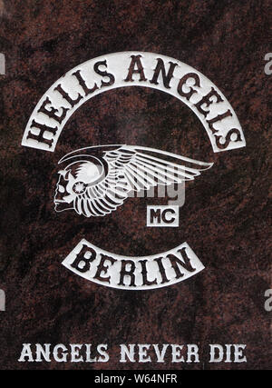 Grabstein eines Hells Angels Mitglied in Berlin Stockfoto