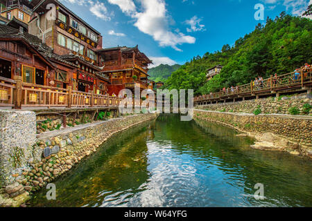 Landschaft des Xijiang Miao Dorf Qiandongnan Leishan County, Miao und Dong Autonomen Präfektur, Südwesten Chinas Provinz Guizhou, 27. Juli 20. Stockfoto