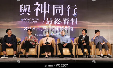 (Von links) Koreanische Schauspieler und Filmregisseur Ha Jung-woo, Schauspieler Ju Ji-hoon, Schauspielerin Kim Hyang-gi, Koreaner Schauspieler Ma Dong-seok oder Don Lee, S Stockfoto