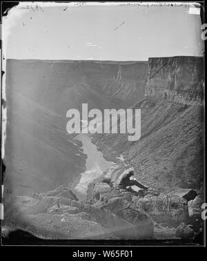 GRAND CANYON DES COLORADO, der Mund von PARIA CREEK, Blick nach Westen von PLATUEAU; Allgemeine Hinweise: von William Bell als Teil der 1872 Wheeler Umfrage fotografiert. Stockfoto