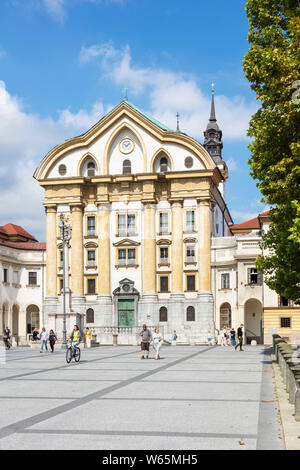 Ursuline Kirche der Heiligen Dreifaltigkeit oder Dreieinigkeit Pfarrkirche in Ljubljana, Slovenska Cesta Ljubljana Slowenien Eu Europa Stockfoto