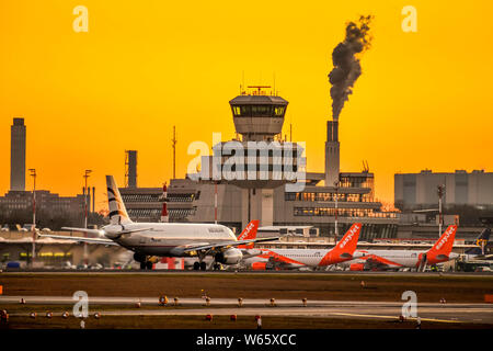 EasyJet, Flughafen Tegel, Reinickendorf, Berlin, Deutschland Stockfoto