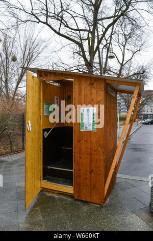 Toilette, Genthiner Straße, Magdeburger Platz, Tiergarten, Mitte, Berlin, Deutschland Stockfoto