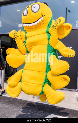 Antrim, Nordirland, Großbritannien. 31.07.2019. Eine neue Marken und Spencers Foodhall wird geöffnet. Stockfoto