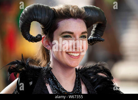 (190731) - Peking, 31. Juli 2019 (Xinhua) - Ein Teilnehmer ist im Bristol Renaissance Faire in Bristol, Wisconsin, United States, 28. Juli 2019 gesehen. (Foto von Joel Lerner/Xinhua) Stockfoto