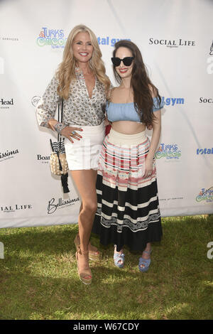 Christie Brinkley host Polo in den Hamptons Mit: Christie Brinkley, Alexa Ray Joel Wo: Bridgehampton, New York, United States Wann: 29 Jun 2019: Rob Rich/WENN.com Stockfoto