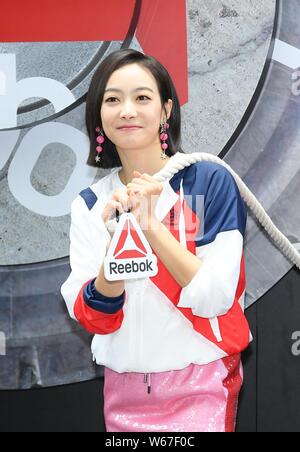 Chinesische Sängerin und Schauspielerin Victoria Song oder Song Qian besucht eine Werbeveranstaltung für "Reebok" in Shanghai, China, 8. Juli 2018. Stockfoto