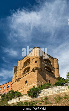 Torre del Caracol de Benavente, Burg Turm im Parador Fernando II. von Leon, in Benavente, Zamora Provinz, Castilla y Leon, Spanien Stockfoto