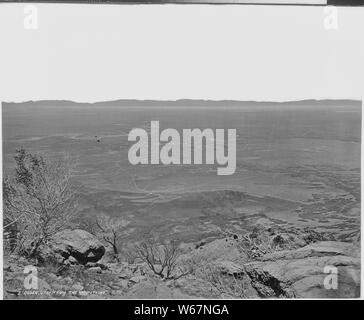 Ogden, Weber County, Utah, von den Bergen (Wasatch Range) (Ogden Valley, und Zentrale en: Vorgebirge Berge am Horizont). Stockfoto