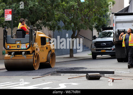 Verlangsamt das schnellfahren Autofahrer in der Schule Zone, New York, USA Stockfoto