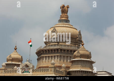 Sekretariat als vidhan Saudha Bangalore, Karnataka, Indien bekannt. Stockfoto