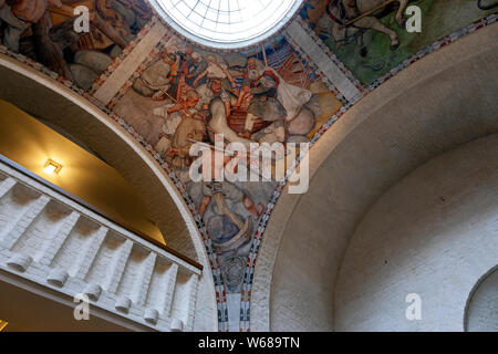 Halle Decke mit Fresken mit Kalevala Thema von Akseli Gallén -, das Nationale Museum für Finnland, Helsinki, Finnland lackiert Stockfoto