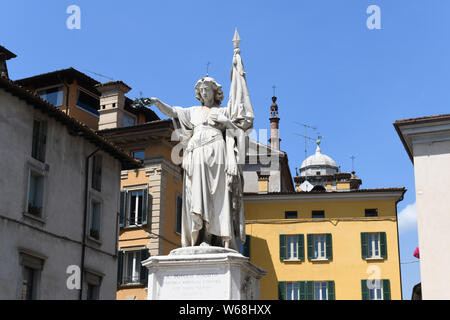 Statue des Sieges italienische Denkmal auf der Piazza della Loggia Square in Brescia, Italien Stockfoto