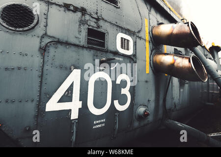 DONCASTER, Großbritannien - 28.JULI 2019: Nahaufnahme der Westland Wessex hat 1 Britische Hubschrauber auf dem Display in Doncaster Aviation Museum Stockfoto