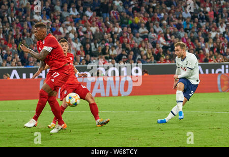 München, Deutschland. Juli 31, 2019. Christian ERIKSEN, Hotspurs 23 Kerben, schießt Ziel für 0-2 FC BAYERN MÜNCHEN - Tottenham Hotspur Football AUDI CUP 2019, A l l i a n z a r e n ein München, 31. Juli 2019 FCB, Saison 2019/2020, München Quelle: Peter Schatz/Alamy leben Nachrichten Stockfoto