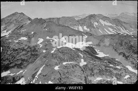 Blick auf den San Juan Mountains vom Gipfel des König Salomo Berg, 13.600 Fuß hoch. Silverton Viereck. San Juan County, Colorado. Stockfoto