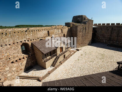 Zitadelle des Despoten Djuradj in Smederevo Festung, eine der größten Befestigungsanlagen in Serbien Stockfoto