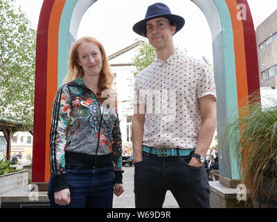 Edinburgh, Schottland. UK. 31. Juli 2019. Foto mit Paul Smith (Maximo Park) und Annie Rigby bei SummerHall Teil des Edinburgh Fringe Festival 2019. Im Bild: Paul Smith und Annie Rigby. Credit: Andrew Eaton/Alamy Leben Nachrichten. Stockfoto