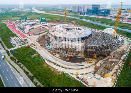 Ein Luftbild von der Shanghai Planetarium im Bau, das größte Planetarium der Welt nach seiner Fertigstellung, in Lingang Bereich Stockfoto