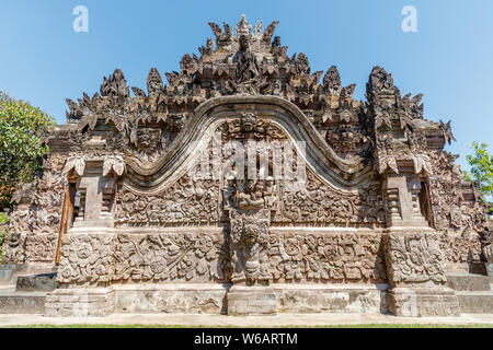 Pura Beji Sangsit - eine nördliche Balinesischen hinduistischen Tempel. Sangsit Dorf, Buleleng, Bali, Indonesien. Stockfoto