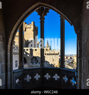 Blick vom Balkon auf den königlichen Palast von Olite eine gotische Burg im 13. Jahrhundert erbaut, Navarra, Spanien Stockfoto