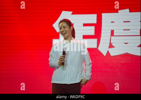 Pensionierte chinesischen Tennis star Li Na besucht die Nike Super Workshop in Shanghai, China, 12. April 2018. Stockfoto