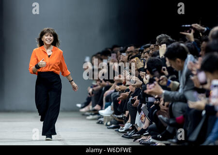 Hermes Men's Wear Designer Veronique Nichanian nimmt an der Hermes Männer Spring/Summer 2018 fashion show in Shanghai, China, 19. April 2018. Stockfoto