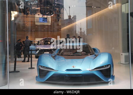 ---- Eine NextEV Nio EP9 Supercar ist auf Anzeige an der NIO Haus in Shanghai, China, 22. Januar 2018. Elektrische Autobauer Shanghai NIO Automotive Stockfoto