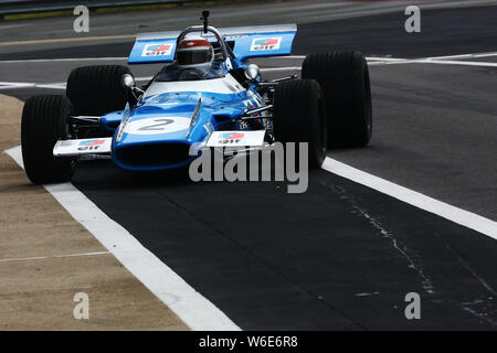 Sir Jackie Stewart OBE fährt mit seinem 1969 Matra MS 80-02 Formel-1-Auto am2019 Silverstone Klassi Stockfoto